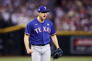 The Rangers defeated the Diamondbacks 3-1 in Game 3. ( Texas Rangers).